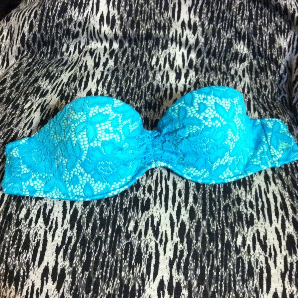 VS Pushup bandeau bikini top | Floral Lace